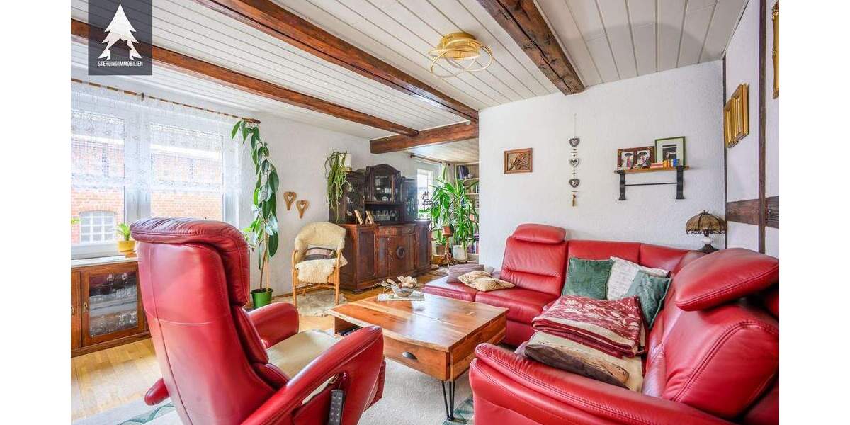 Bauernhaus, Landhaus Straßberg Straßberg - 7 Zimmer, 230 m&sup2;, 249.000&euro; | Angebot:25681797