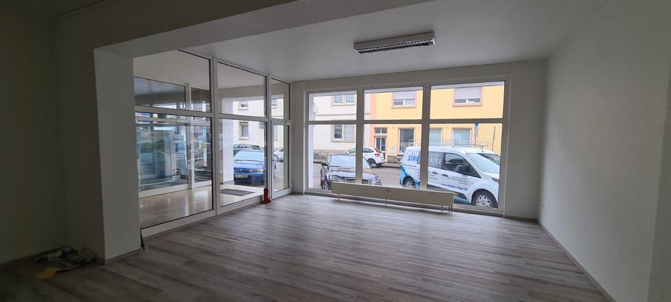 Gewerbeobjekt Weingarten (Baden) - 850&euro; | Angebot:23359895