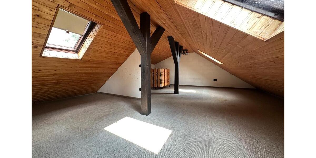 Reihenhaus Maikammer - 7 Zimmer, 130 m&sup2;, 213.000&euro; | Angebot:27089309