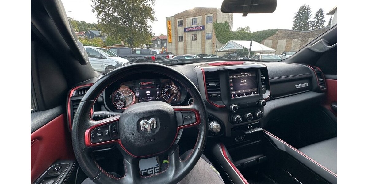 Dodge RAM 1500 5,7 HEMI REBEL ÜBERROLLBÜGEL ROLLO 94.000 km 37.999 € Rudolstadt 07407