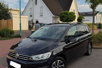 VW Touran 100.579 km 15.700 &euro; Heiligenhaus 42579