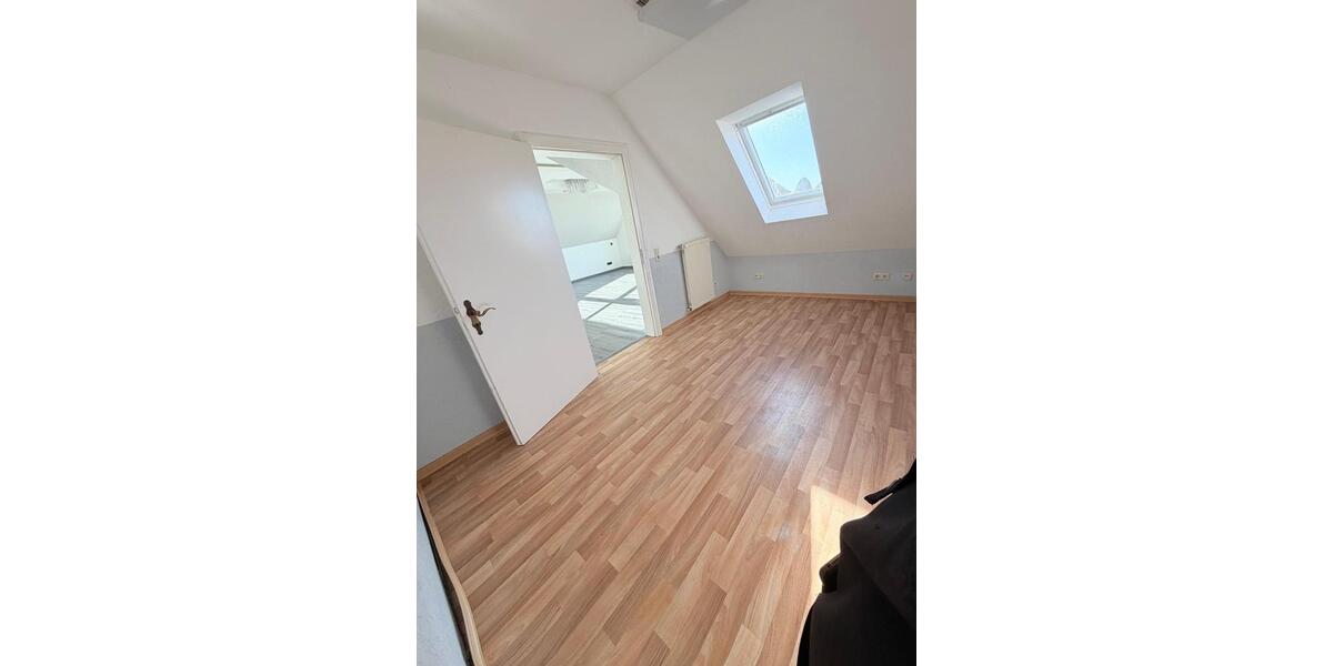 Etagenwohnung Damme - 4 Zimmer, 96 m&sup2;, 1.250&euro; | Angebot:26406026