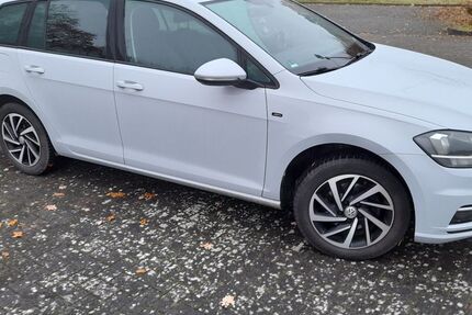 VW Golf 139.200 km 8.900 &euro; Oldenburg 26125