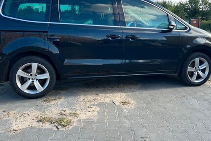 VW Sharan 393.300 km 5.400 &euro; Berlin 12057