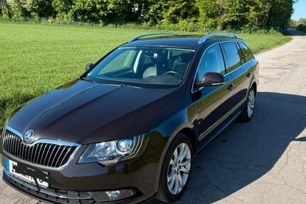 Skoda Superb 213.500 km 10.999 &euro; Ingolstadt 85051