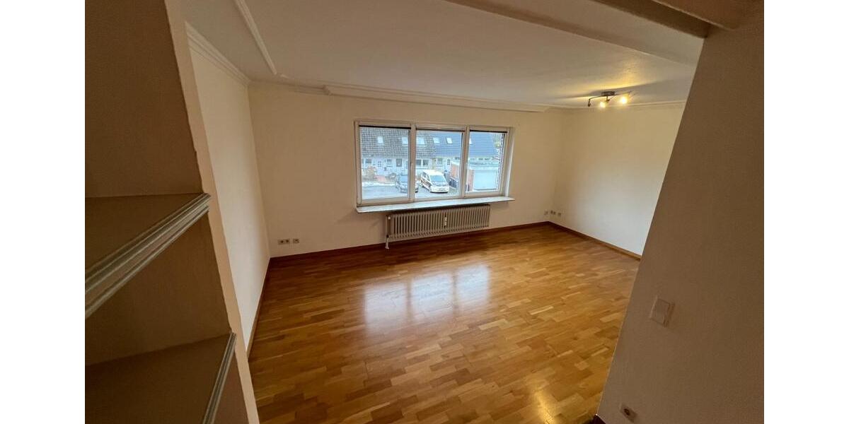 Helle DG-Wohnung mit Loggia in zentraler Lage von Bredstedt 2 zimmer