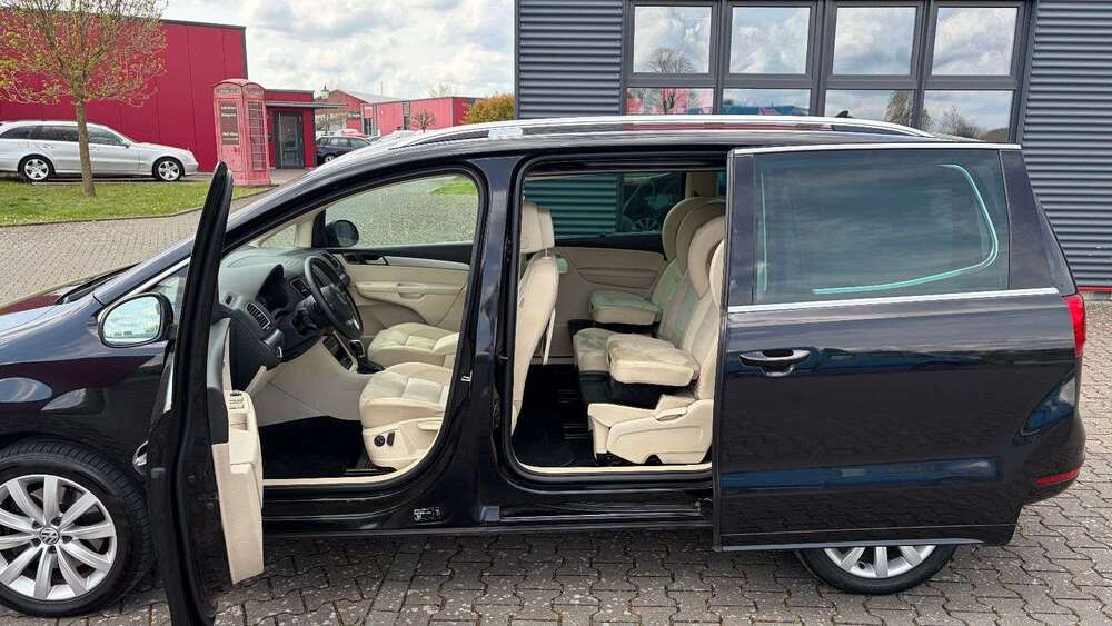 VW Sharan 125.000 km 17.800 &euro; Lage 32791