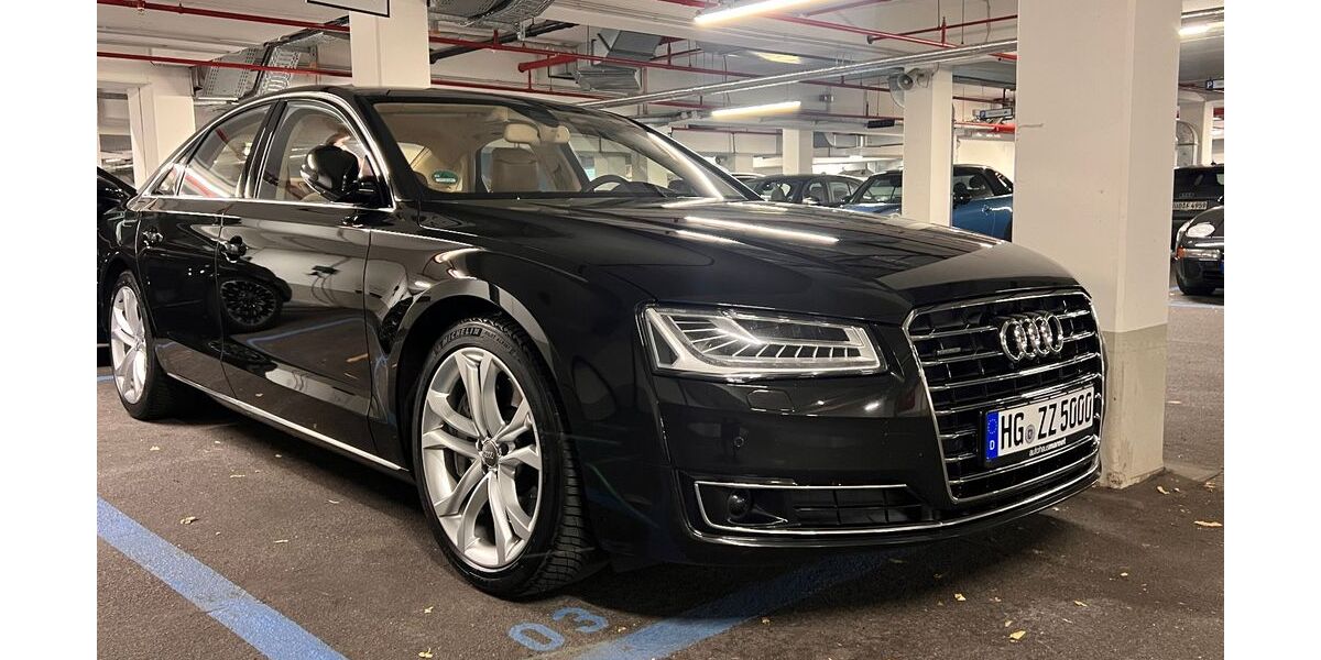 Audi A8 143.000 km 26.900 &euro; Frankfurt 60322