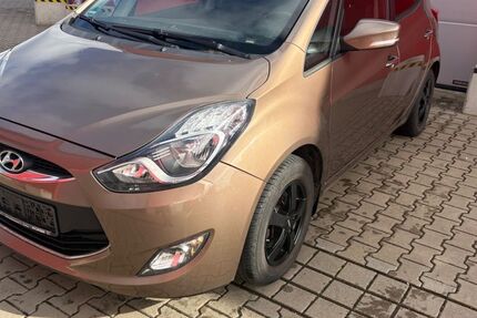 Hyundai ix20 240.000 km 3.250 &euro; Gotha 99867