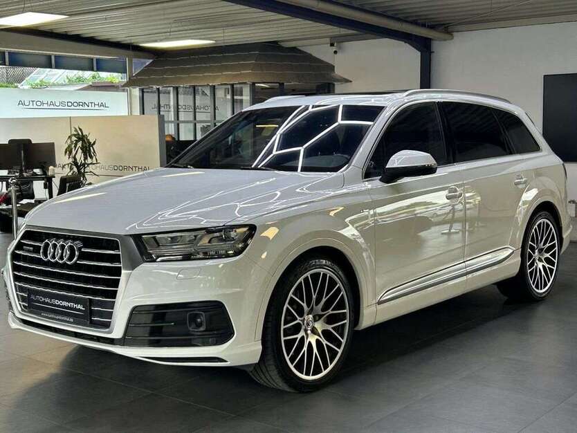 Audi Q7 180.000 km 31.990 € Bielefeld 33605