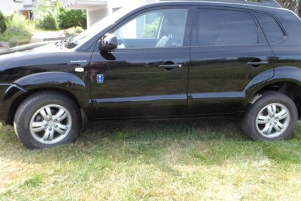 Hyundai TUCSON 124.168 km 4.650 &euro; Wald 88639