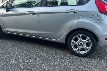 Ford Fiesta 122.000 km 4.990 &euro; Neuwied 56564