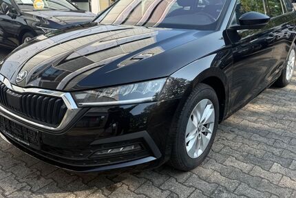 Skoda Octavia 116.801 km 14.990 &euro; Rüsselsheim 65428