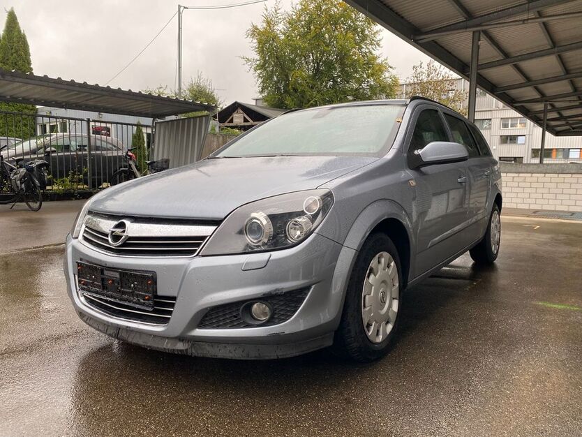 Opel Astra 92.000 km 3.999 € Neu-Ulm 89231