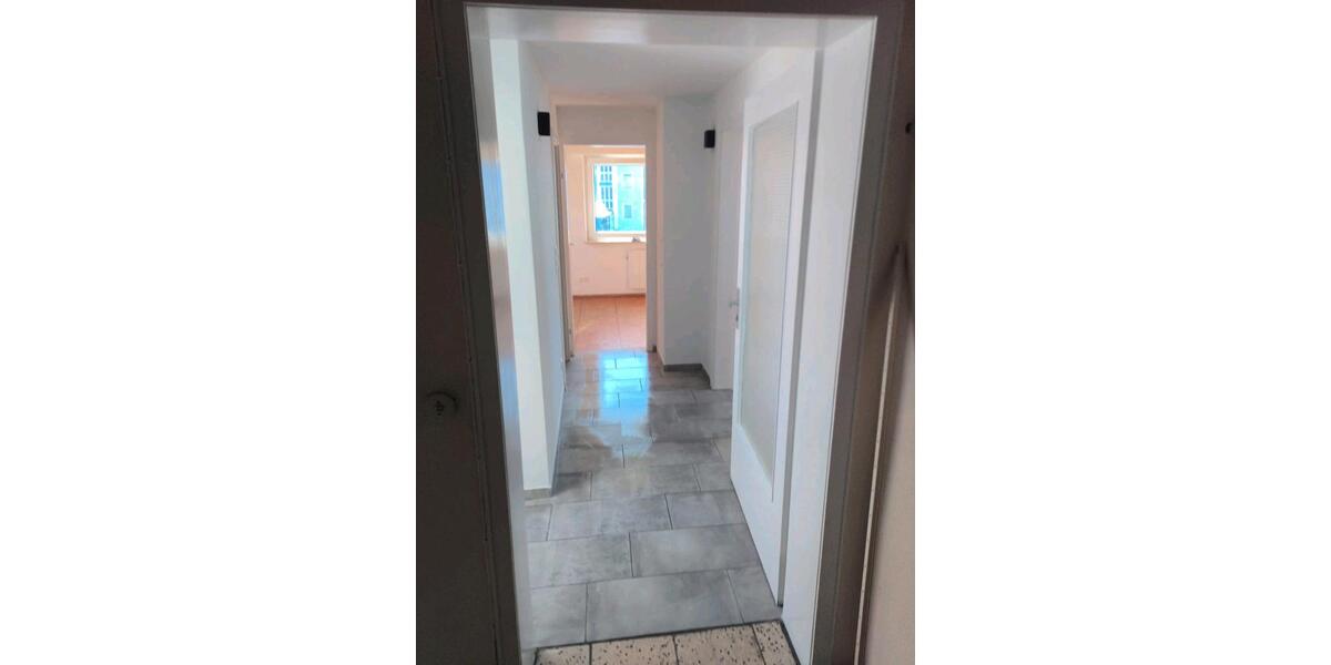 Dachgeschoßwohnung Esslingen am Neckar Pliensauvorstadt - 2.5 Zimmer, 44 m&sup2;, 840&euro; | Angebot:25408317