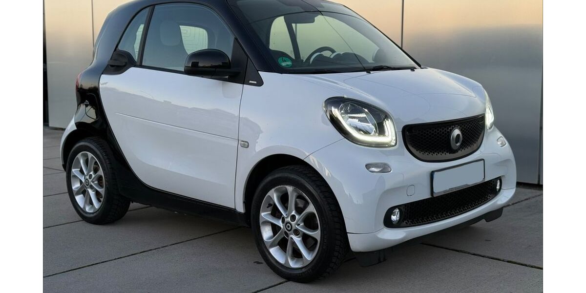 Smart ForTwo 54.500 km 10.799 &euro; Stuttgart 70469