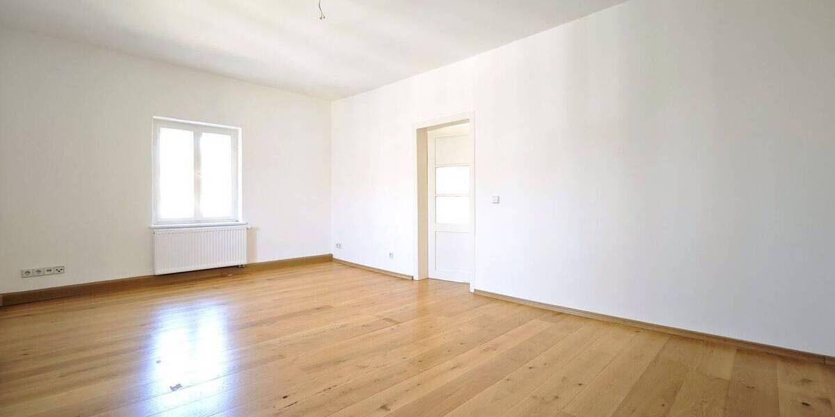 Zimmer Dresden / Bühlau Bühlau/Weißer Hirsch - 2 Zimmer, 72 m&sup2;, 580&euro; | Angebot:26189403