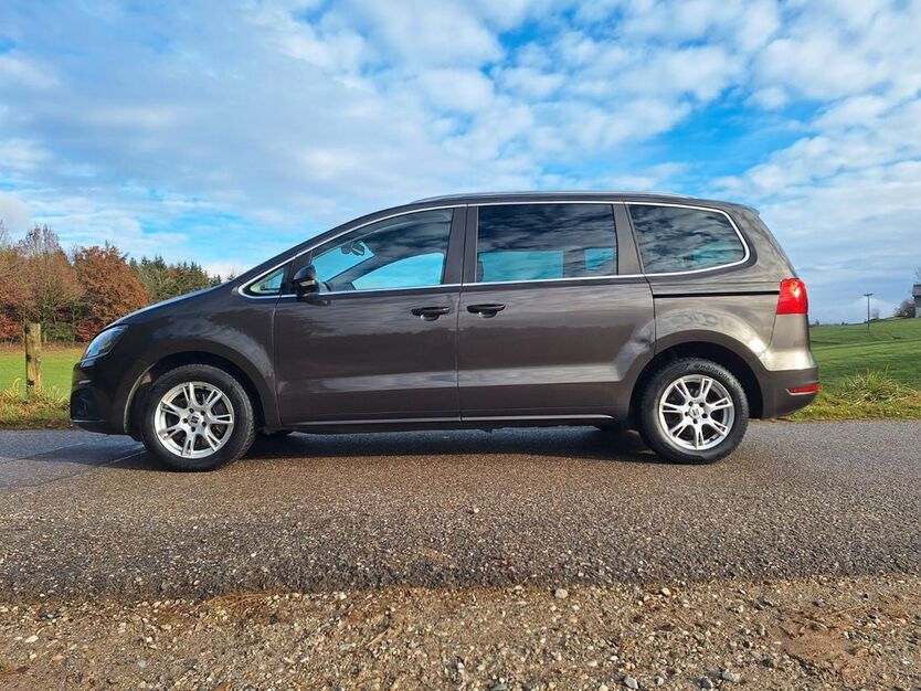 Seat Alhambra 222.000 km 10.690 € Roßbach 94439