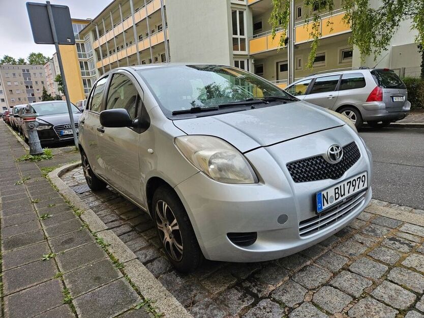 Yaris