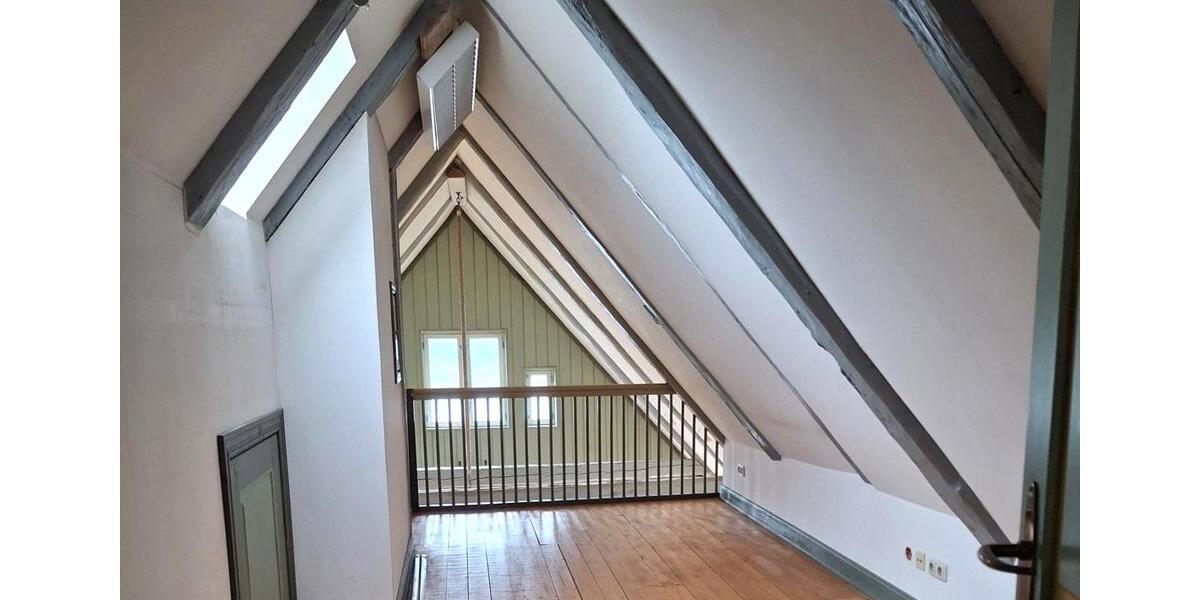 Maisonettenwohnung Lauenburg/Elbe Elbe - 7.5 Zimmer, 200 m&sup2;, 1.600&euro; | Angebot:22312180