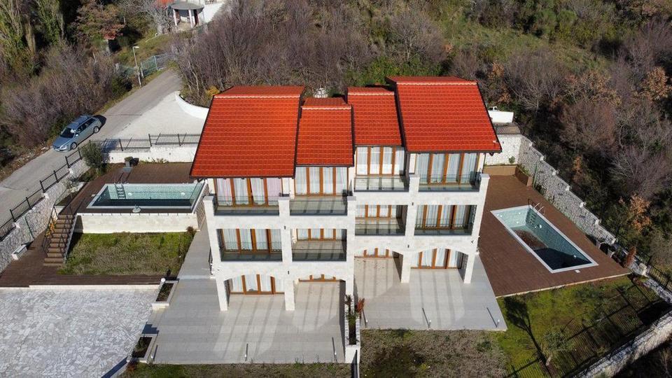 2 Traumvillen in Montenegro