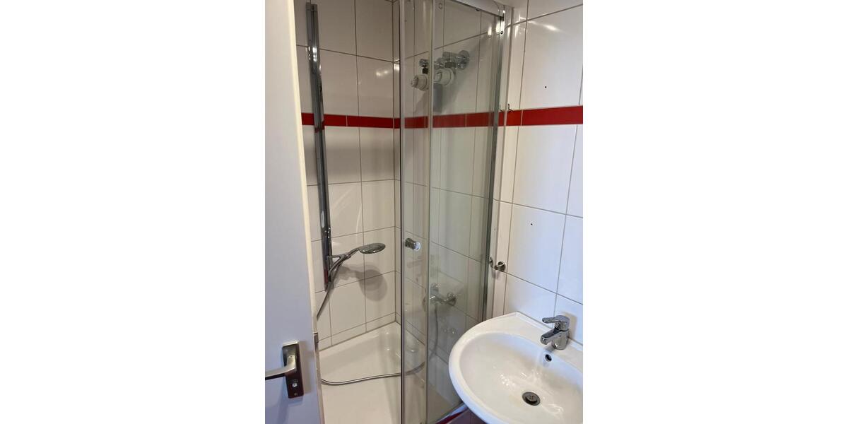 Etagenwohnung Hochheim am Main - 2 Zimmer, 60 m&sup2;, 200.000&euro; | Angebot:26324005