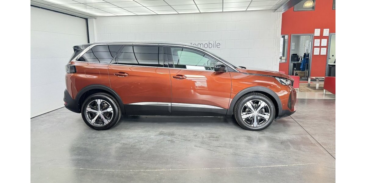Peugeot 5008 GT 130 BlueHDi 1.Hand Panorama 7 Sitze 29.300 km 27.590 &euro; Lich 35423
