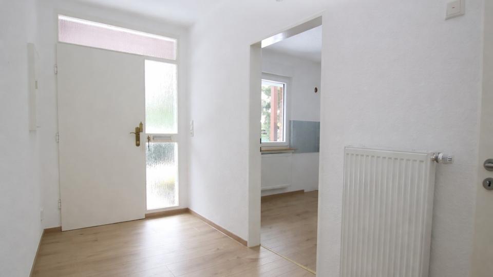 Reihenhaus Bad Zwischenahn - 3 Zimmer, 80 m&sup2;, 875&euro; | Angebot:24849543