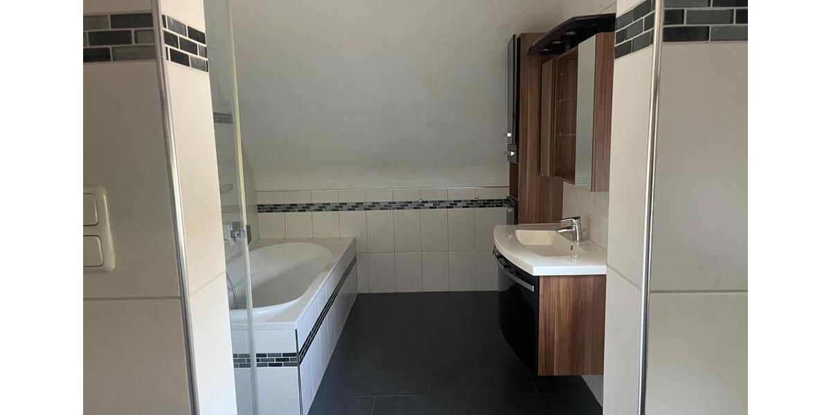 Einfamilienhaus Contwig - 4.5 Zimmer, 102 m&sup2;, 155.000&euro; | Angebot:27007154
