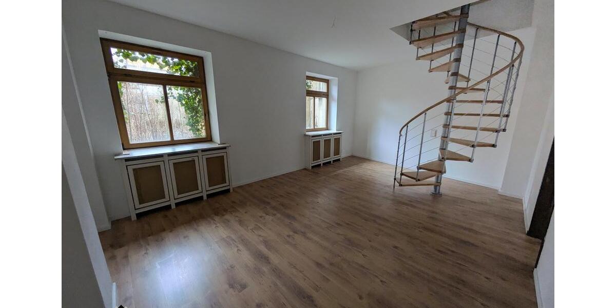 Maisonettenwohnung Glauchau - 3 Zimmer, 130 m&sup2;, 845&euro; | Angebot:26013558