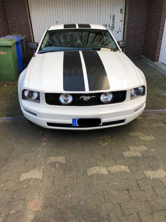 Ford Mustang 110.000 km 9.000 € Lichtenfels 35104