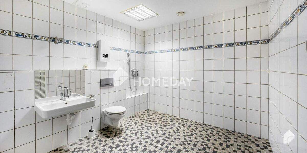 Etagenwohnung Wetter (Ruhr) Alt-Wetter - 6 Zimmer, 228 m&sup2;, 198.000&euro; | Angebot:24544939