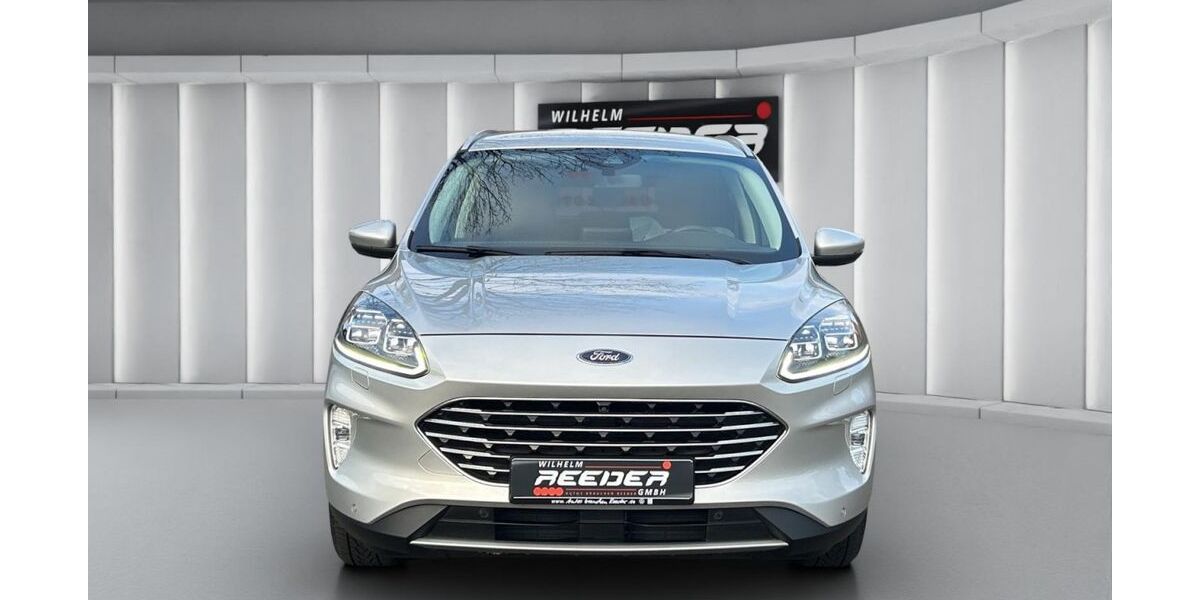 Ford Kuga 120.444 km 22.500 &euro; Stade 21682