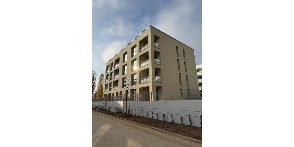 Etagenwohnung Denkendorf - 4 Zimmer, 99 m&sup2;, 1.650&euro; | Angebot:26863048