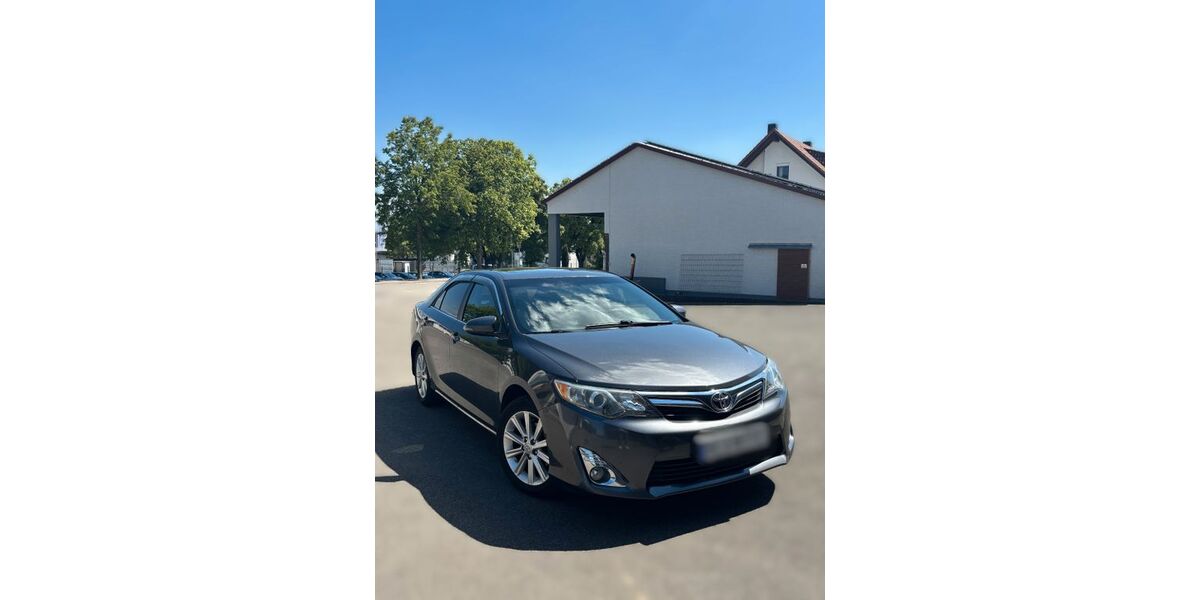Toyota Camry 240.000 km 9.900 &euro; Hayingen 72534