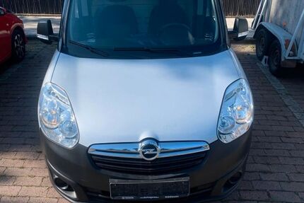 Opel Combo 146.000 km 5.900 &euro; Hannover 30916
