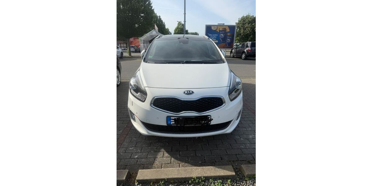 Kia Carens 180.000 km 9.500 &euro; Isernhagen 30916