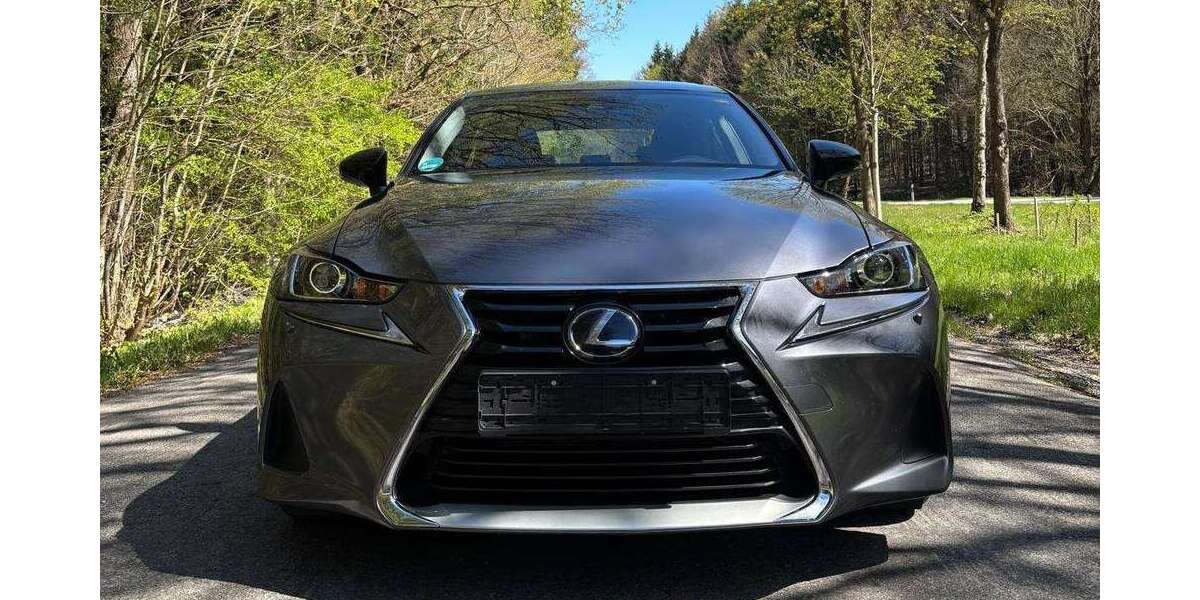 Lexus IS 300 50.960 km 26.400 &euro; Kaufbeuren 87600