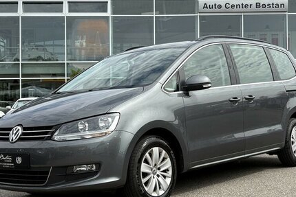 VW Sharan 1.4 TSI Comfortline NAVI/SHZ/PDC/7-SITZER 62.496 km 25.900 &euro; Villingen-Schwenningen 78054