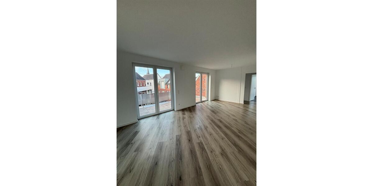 Schickes Penthouse - Wohnung mit Tiefgaragenstellplatz 3 zimmer