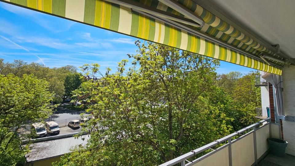 Dachgeschoßwohnung Kassel Südstadt - 2 Zimmer, 82 m&sup2;, 239.000&euro; | Angebot:26349404