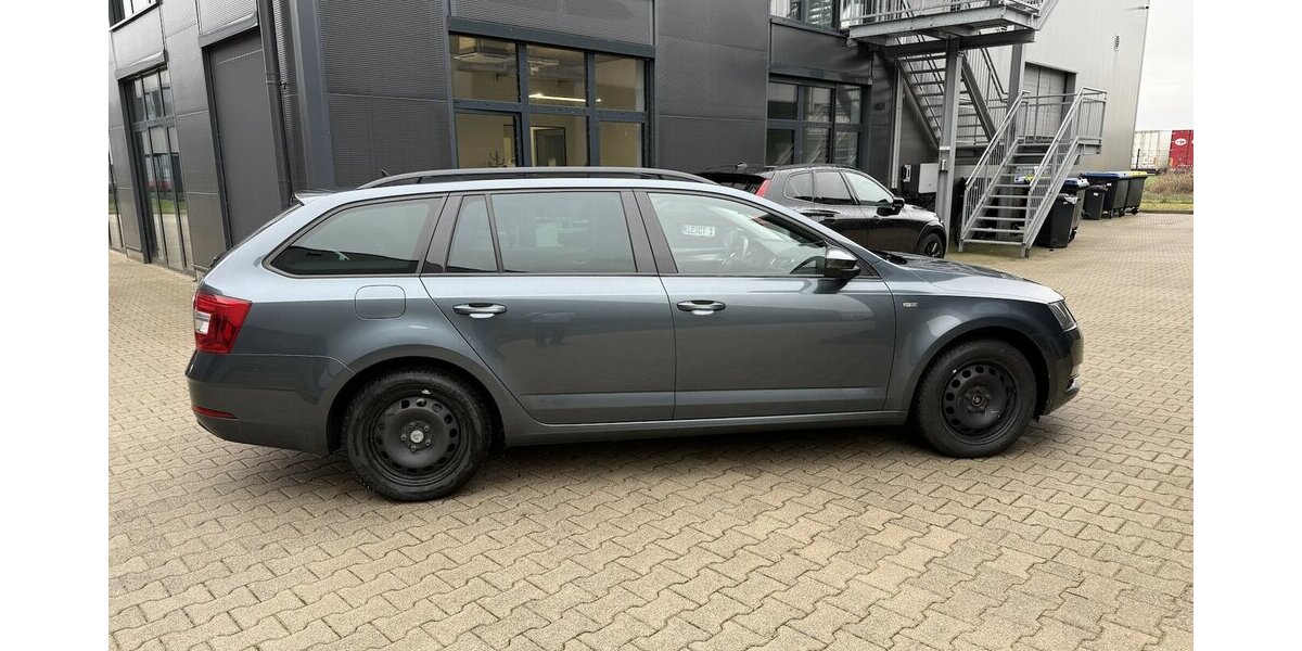 Skoda Octavia Soleil 1.6 TDI / DSG Kupplung neu !! 232.000 km 9.900 &euro; Bedburg-Hau 47551