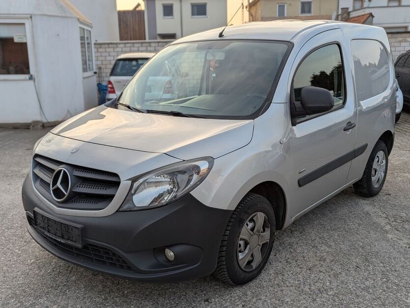 Mercedes-Benz Citan 278.000 km 4.550 € Osthofen 67574