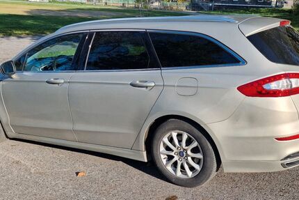 Ford Mondeo 250.000 km 6.500 &euro; Düsseldorf 40591