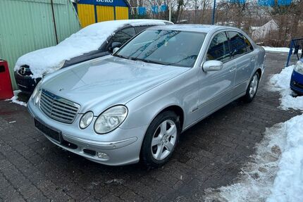 Mercedes E 240