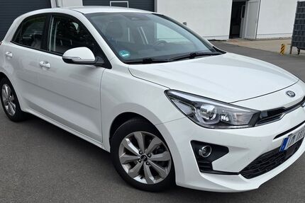 Kia Rio 41.768 km 13.000 &euro; Neubrandenburg 17033