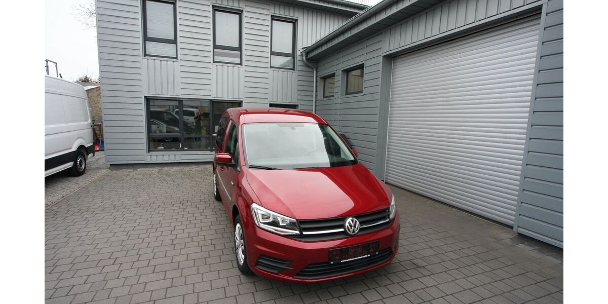 VW Caddy 78.300 km 19.990 &euro; Berlin 13051
