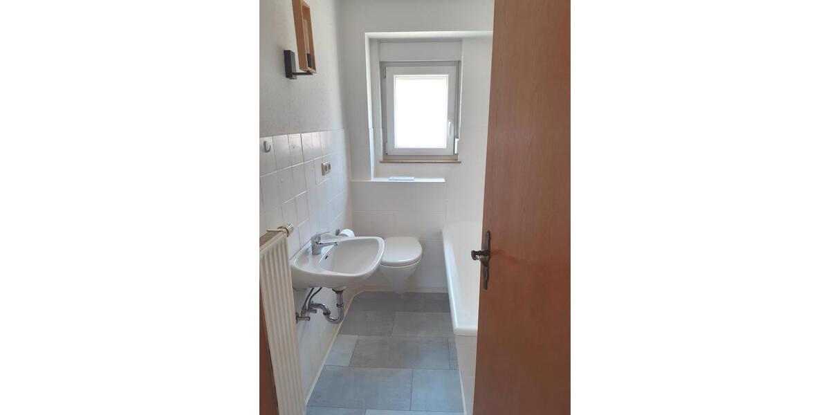 Doppelhaushälfte Wiesentheid - 5 Zimmer, 93 m&sup2;, 320.000&euro; | Angebot:26698019