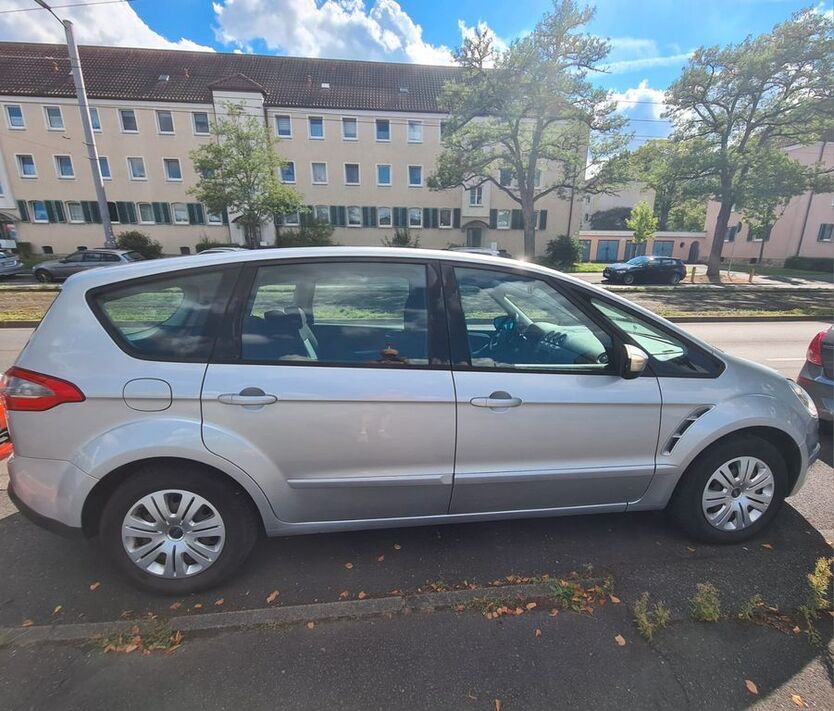 S-Max