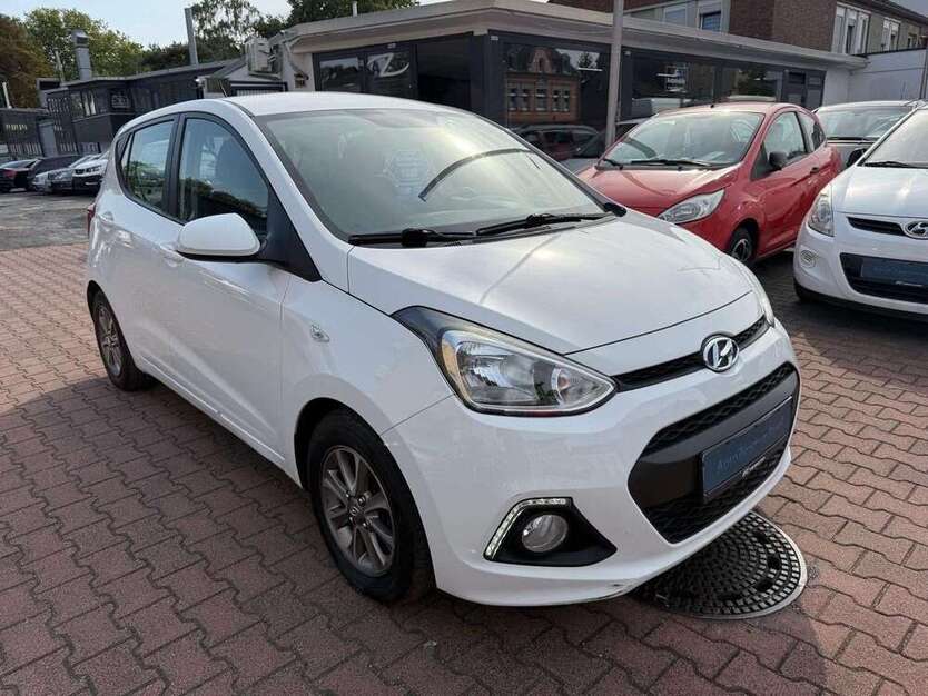 i10
